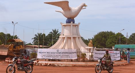The Peace Dove of Bangui by US Institute of Peace. Licensed under CC BY 2.0.