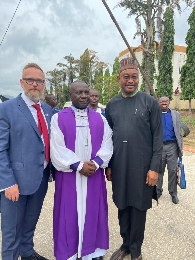 Scot, Daniel Okoh, Yunusa