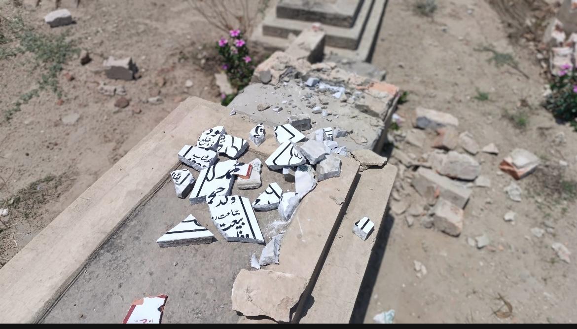 Ahmadi gravestones desecrated in Rhoda