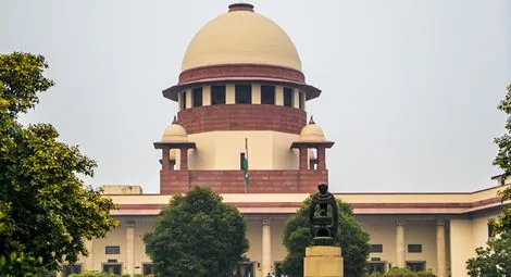 Supreme Court of India by Subhashish Panigrahi, licensed under CC BY-SA 4.0