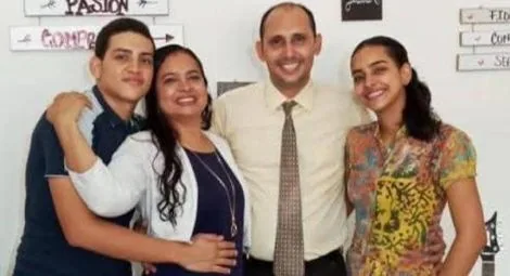 The Lora Rincón family