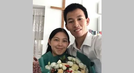 Preacher Dai Zhichao and his wife. Source: China Aid
