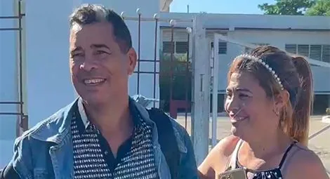 Pastor Lorenzo and his wife Maridilegnis