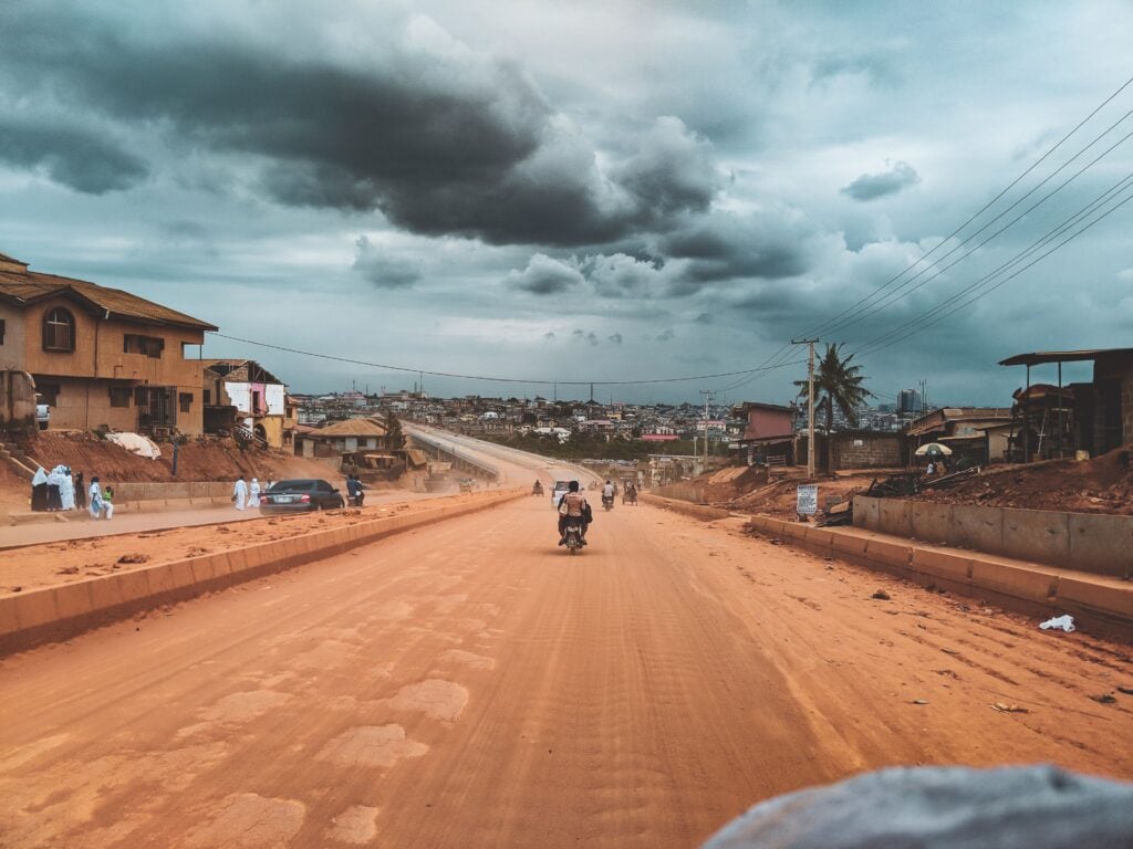 joshua-oluwagbemiga-if1IPTI_iYc-unsplash