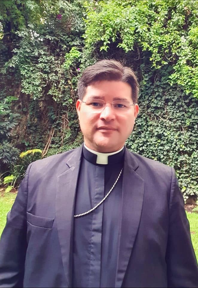 VZA Bishop Dr. Jylman Red Jurado Farfán